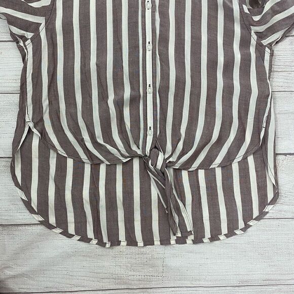 American Eagle women S hi low blouse button up tie front stripes & elastic cuffs - Picture 10 of 14